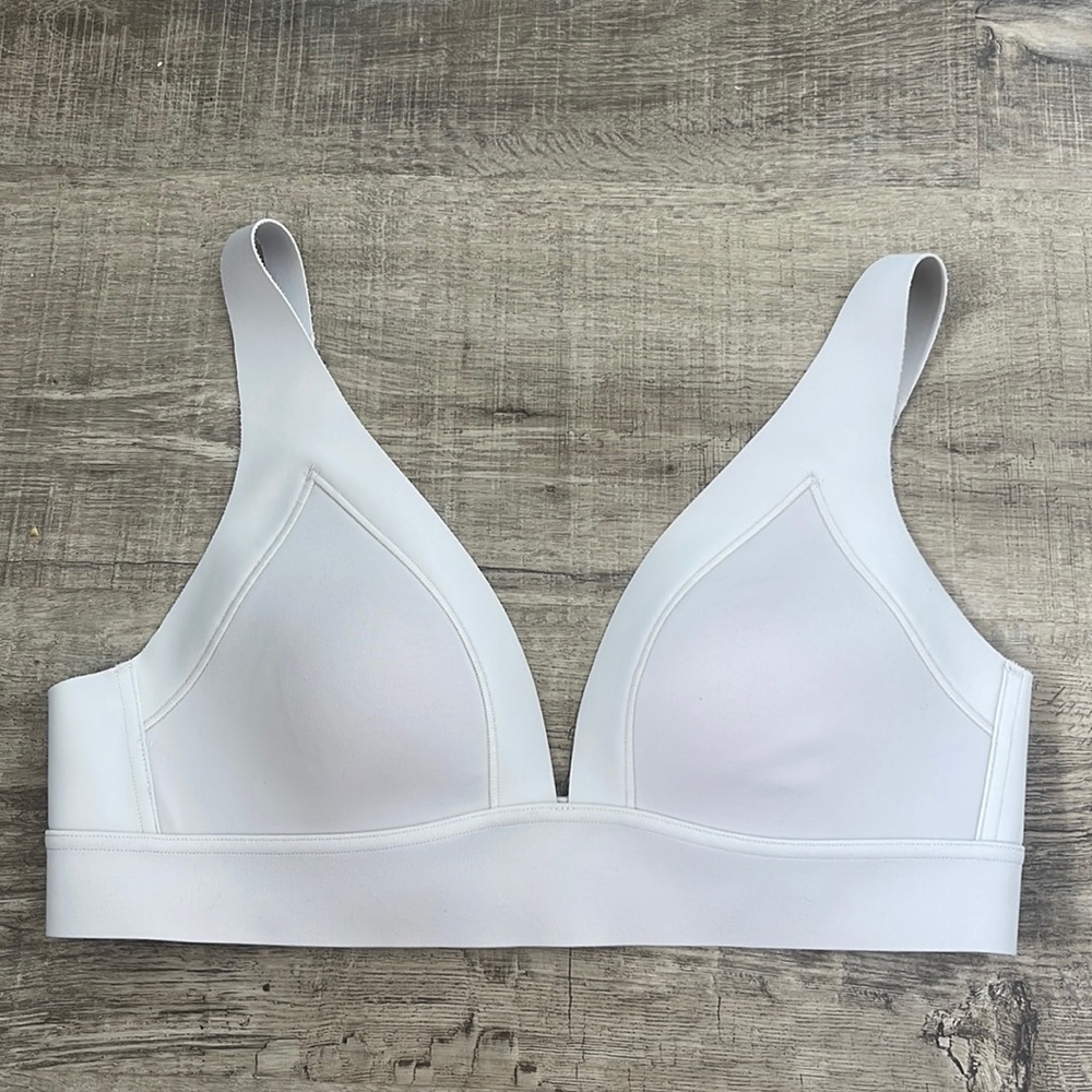 Athleta harmony triangle bra